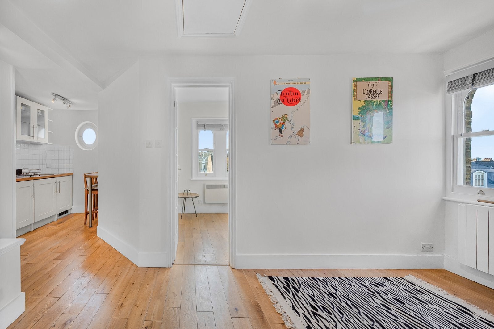 Flat Onslow Road in Greater London