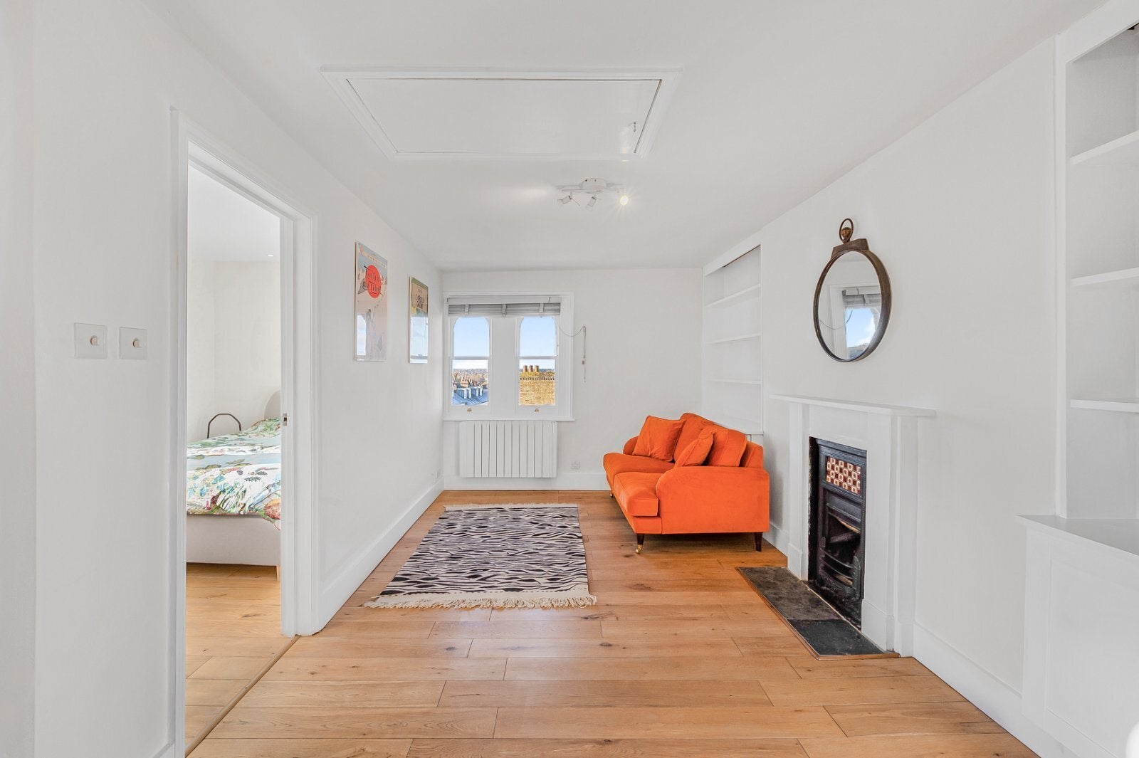 Flat Onslow Road in Greater London