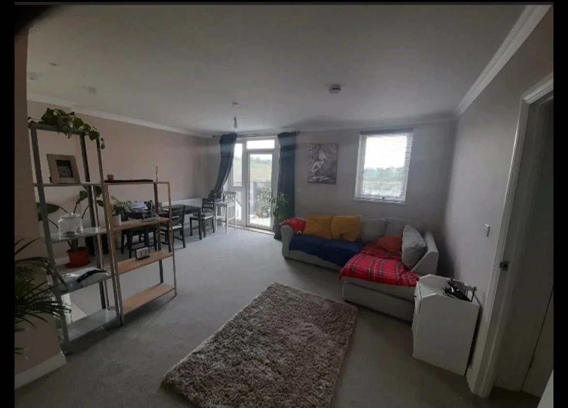 Room Norman Lane in Ebbsfleet Garden City