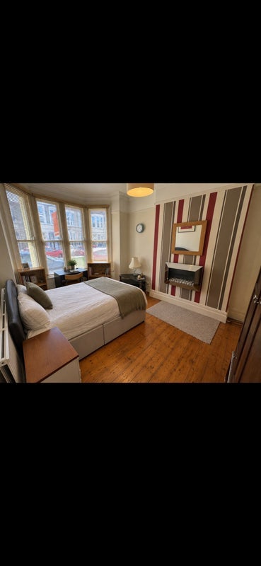 Room Heathfield Road in Cardiff