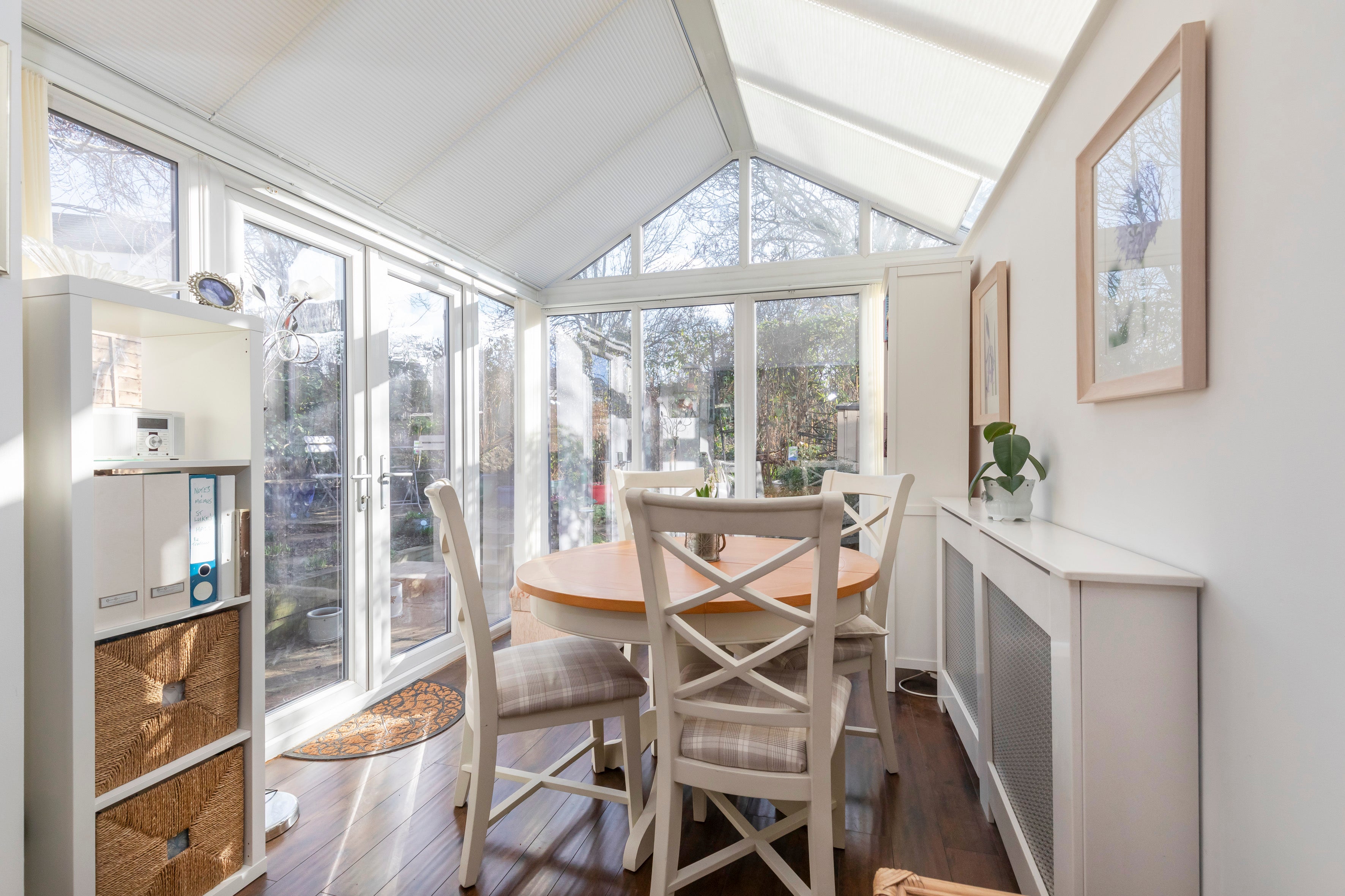 House Eynon Close in Cheltenham