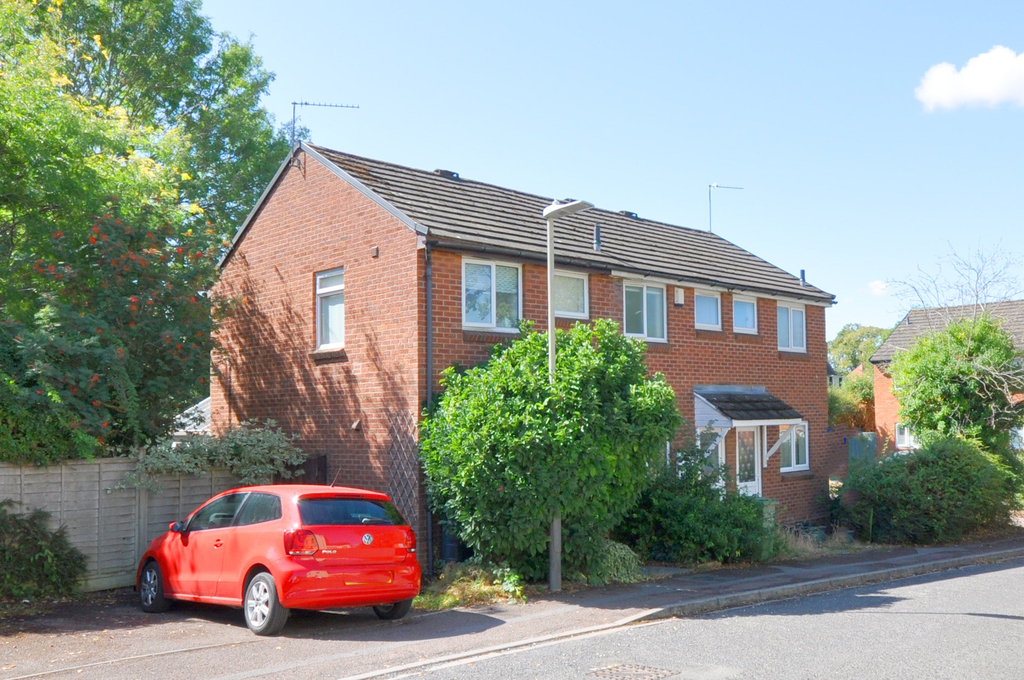 House Eynon Close in Cheltenham
