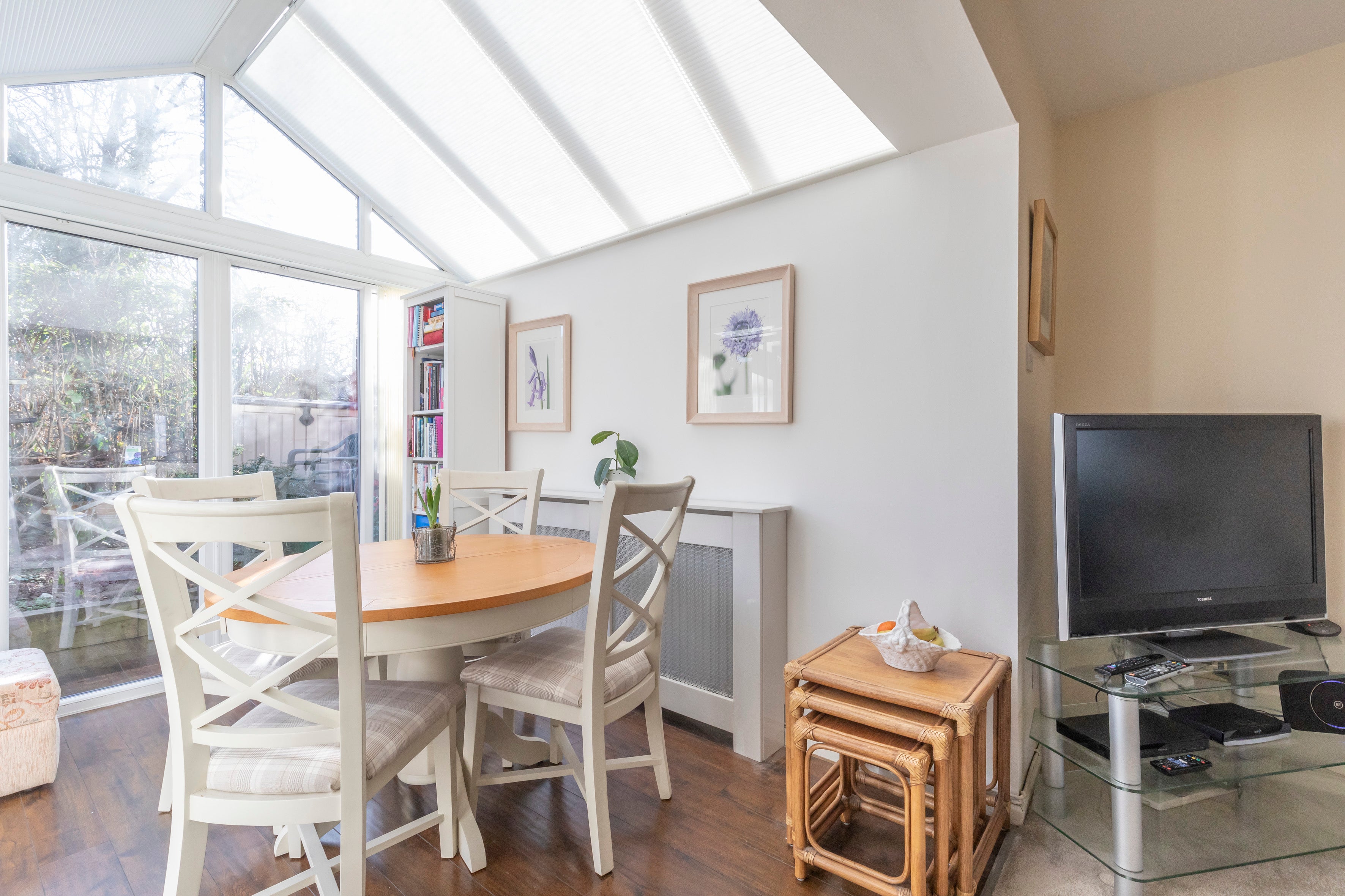 House Eynon Close in Cheltenham