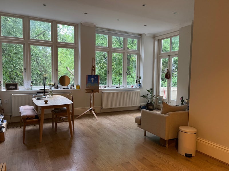 Flat Northwest Place in London