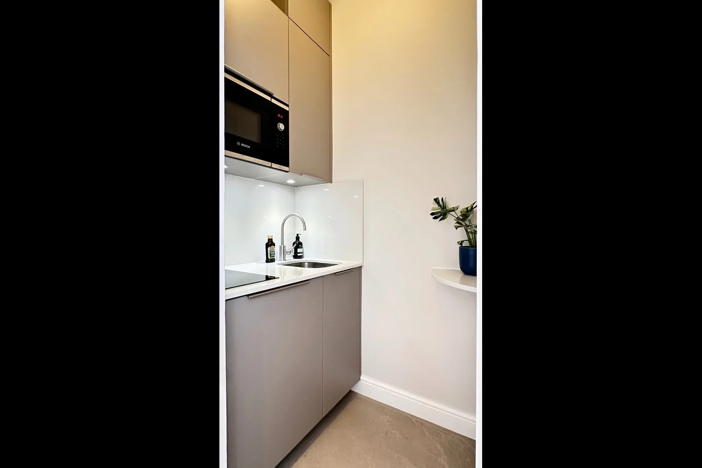 Flat Draycott Place in Greater London