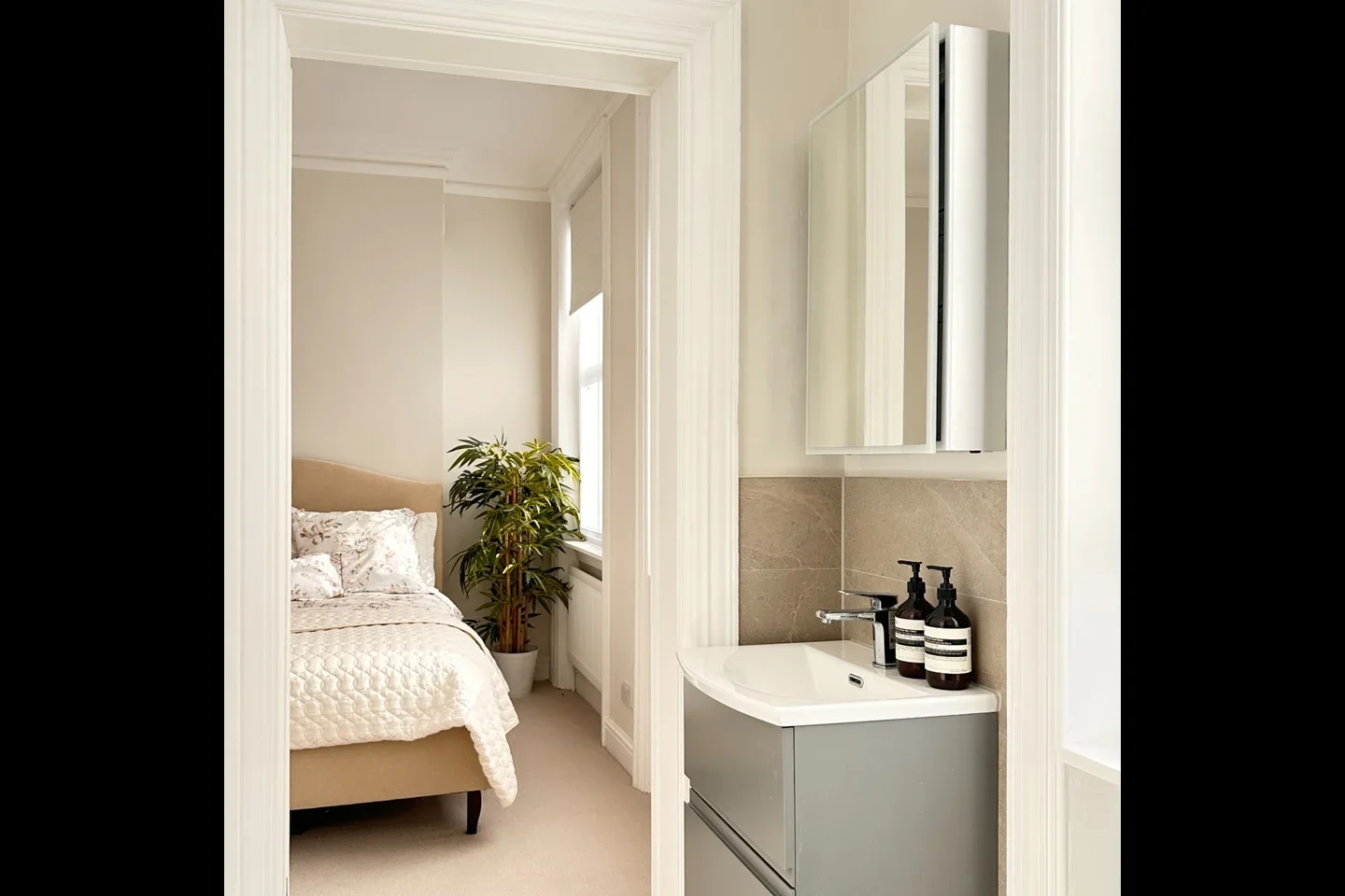 Flat Draycott Place in Greater London