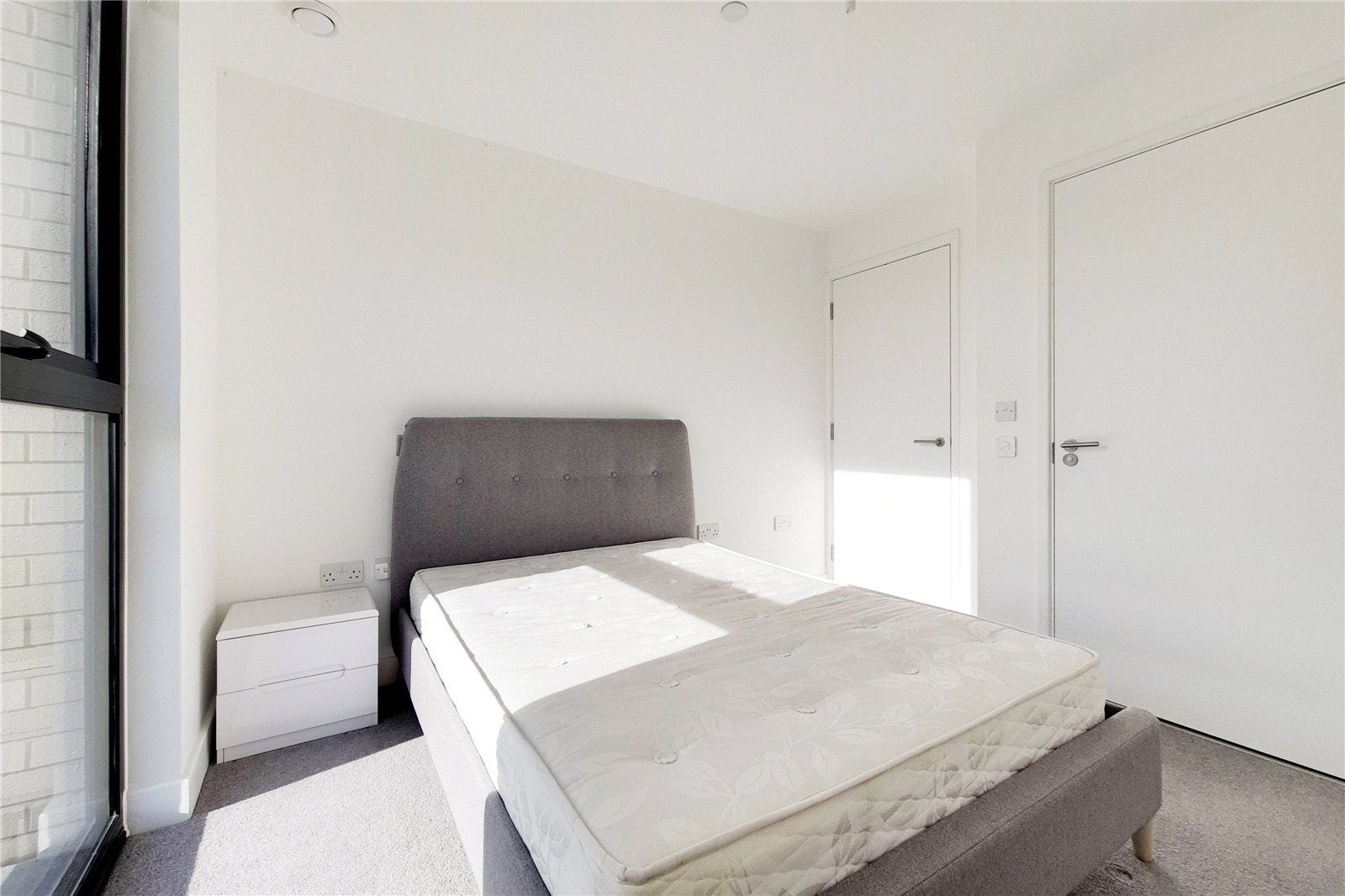 Flat Burgess Springs in Chelmsford