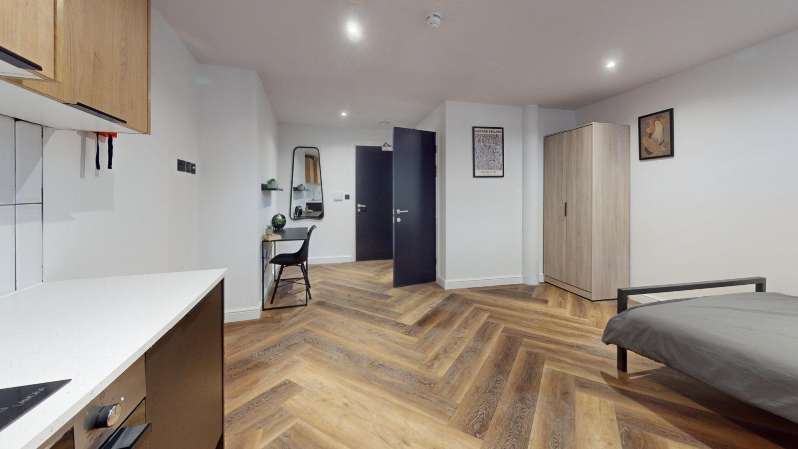 Room Thurloe Street in Manchester