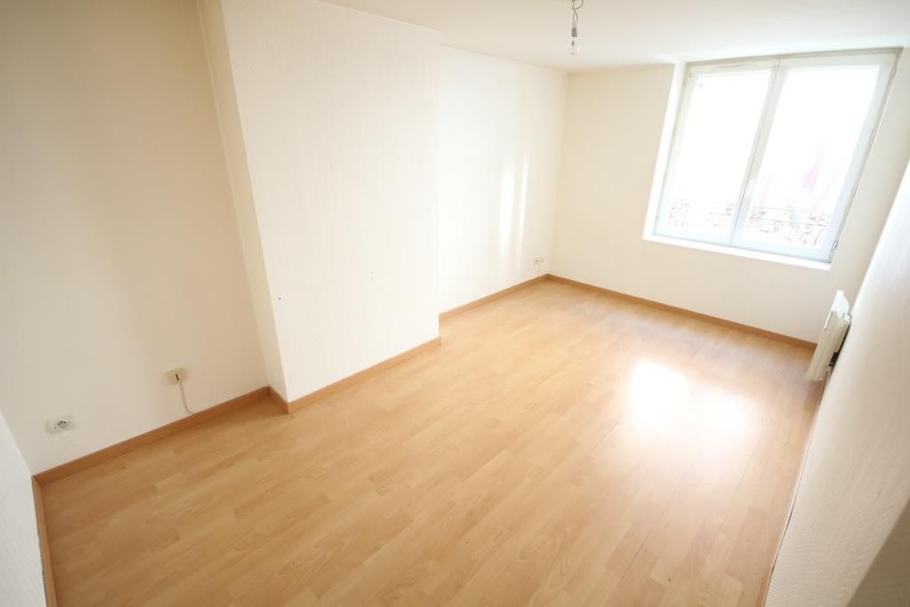 Flat Rue de Tarare in Gleizé