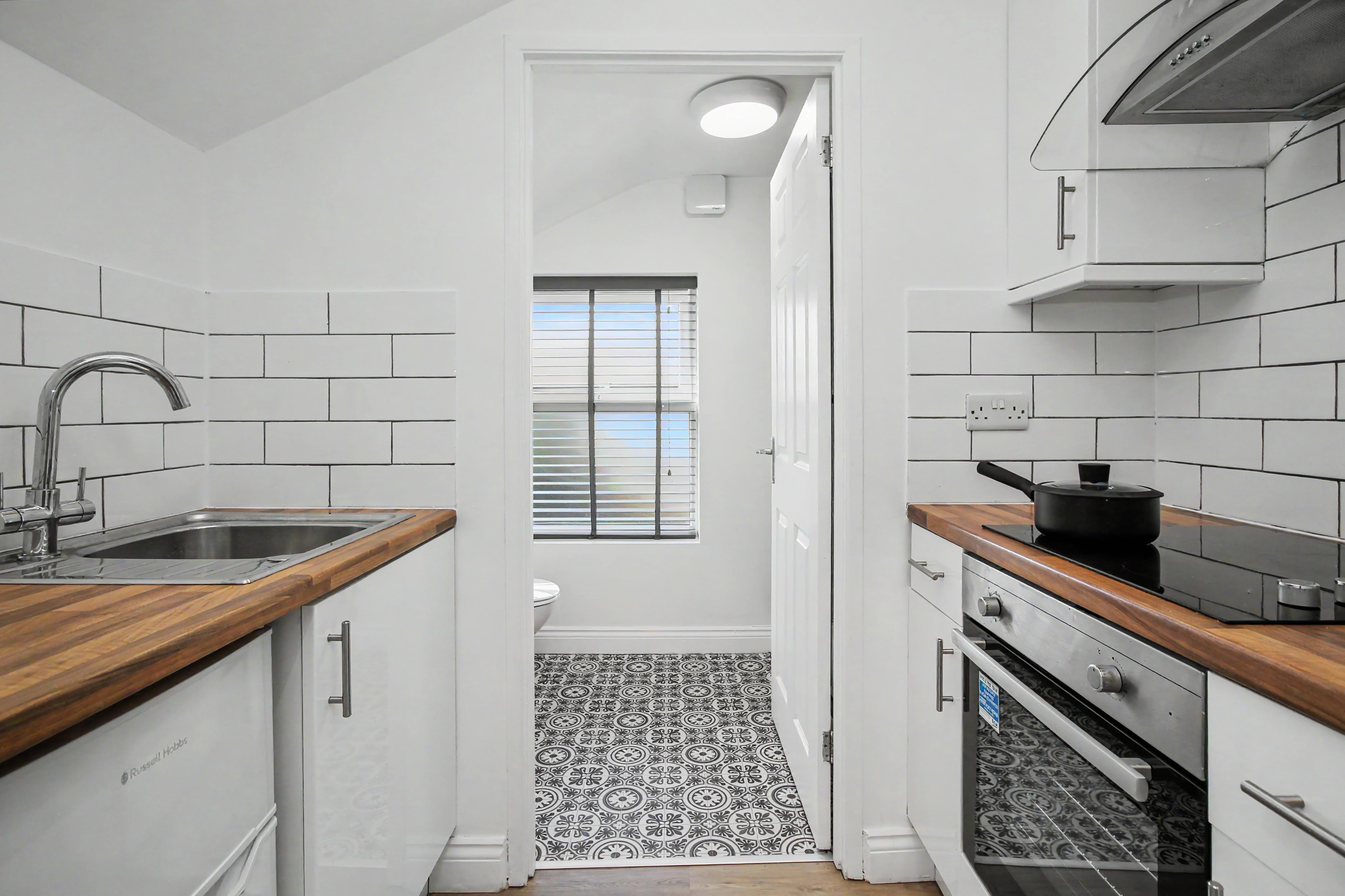Room Buccleuch Street in Kettering
