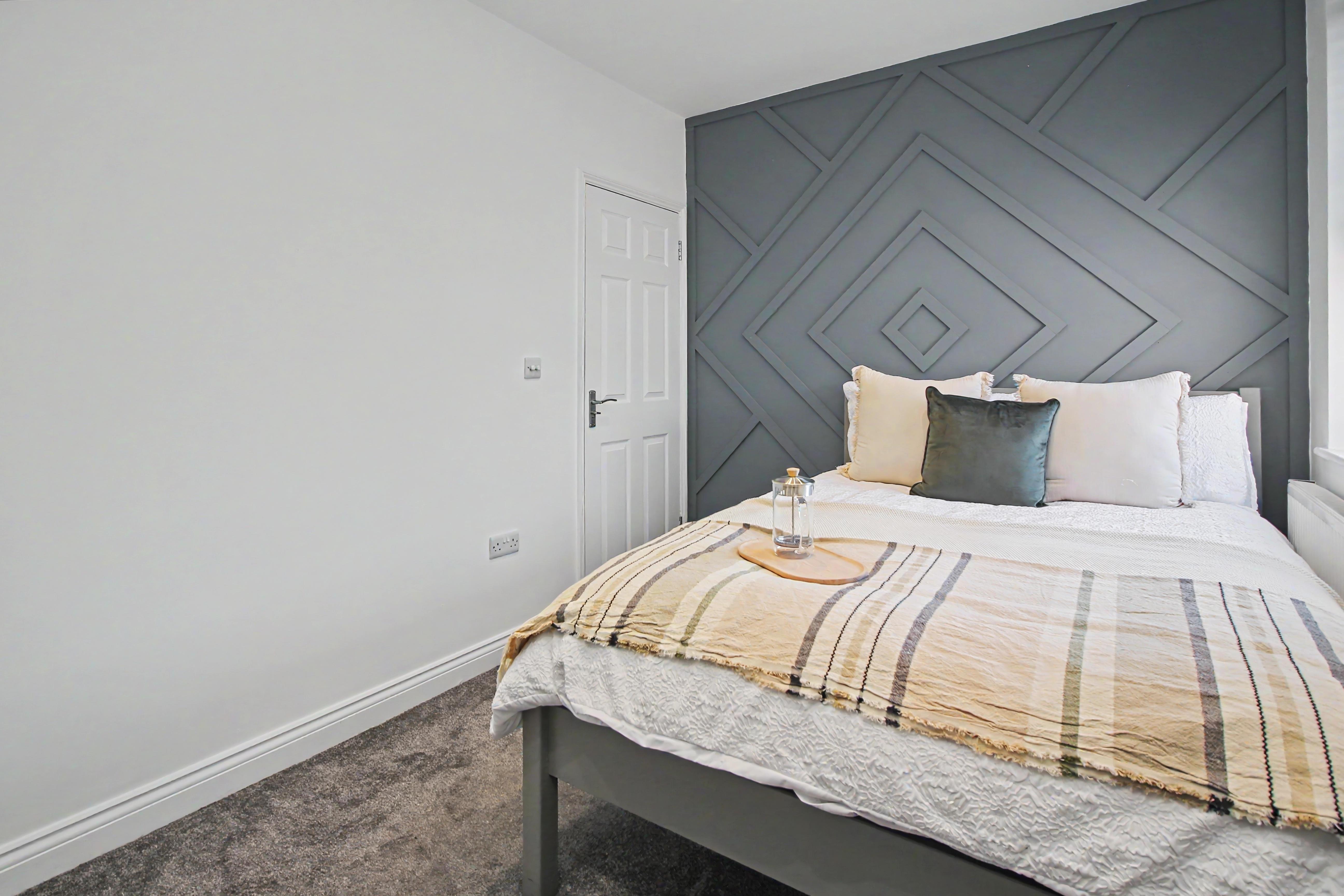 Room Buccleuch Street in Kettering