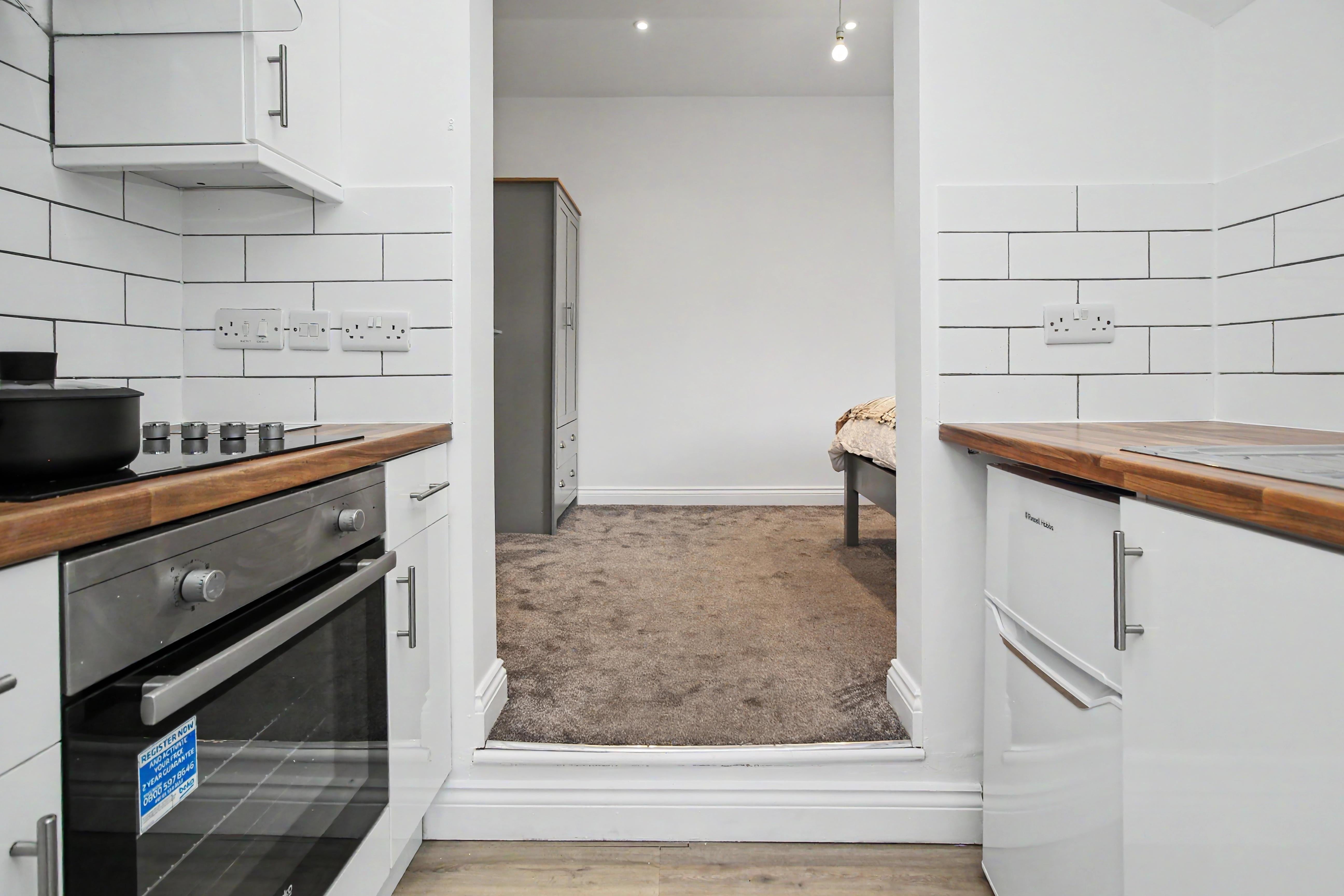 Room Buccleuch Street in Kettering