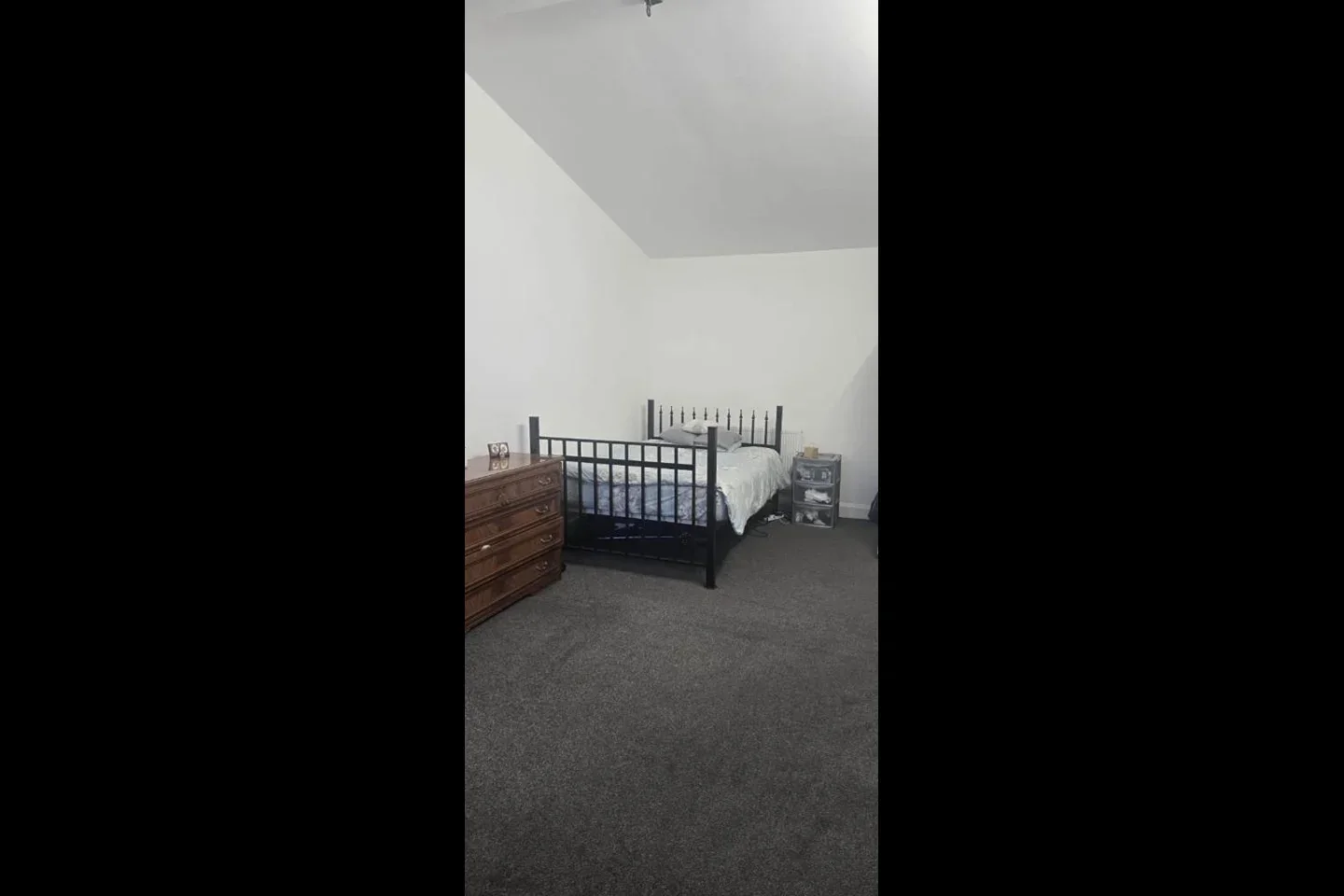 Flat Shakespeare Road in Cwmbran Central