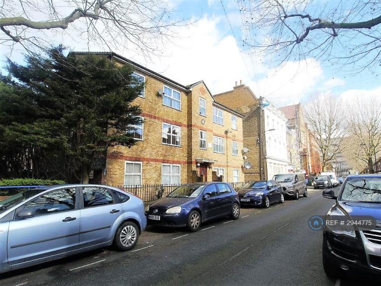 Flat Trafalgar Street in Greater London