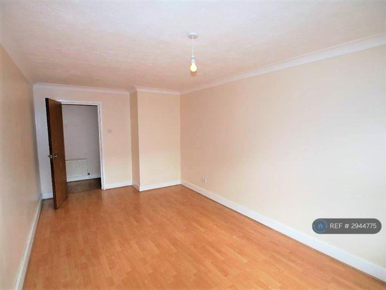 Flat Trafalgar Street in Greater London