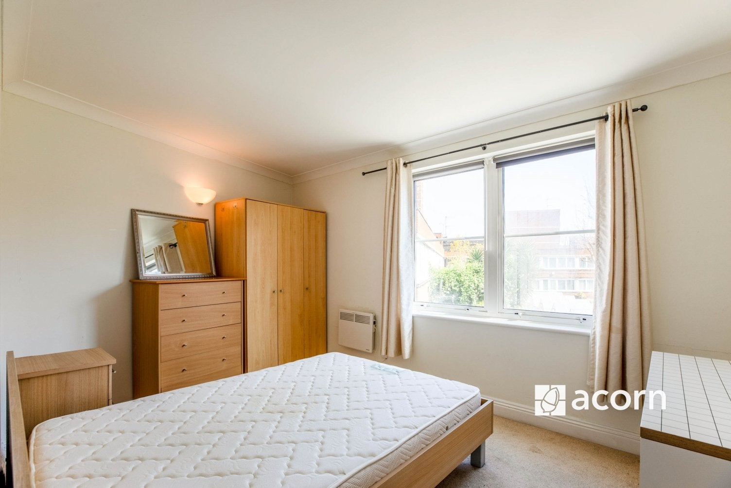 Flat Dunsterville Way in Greater London