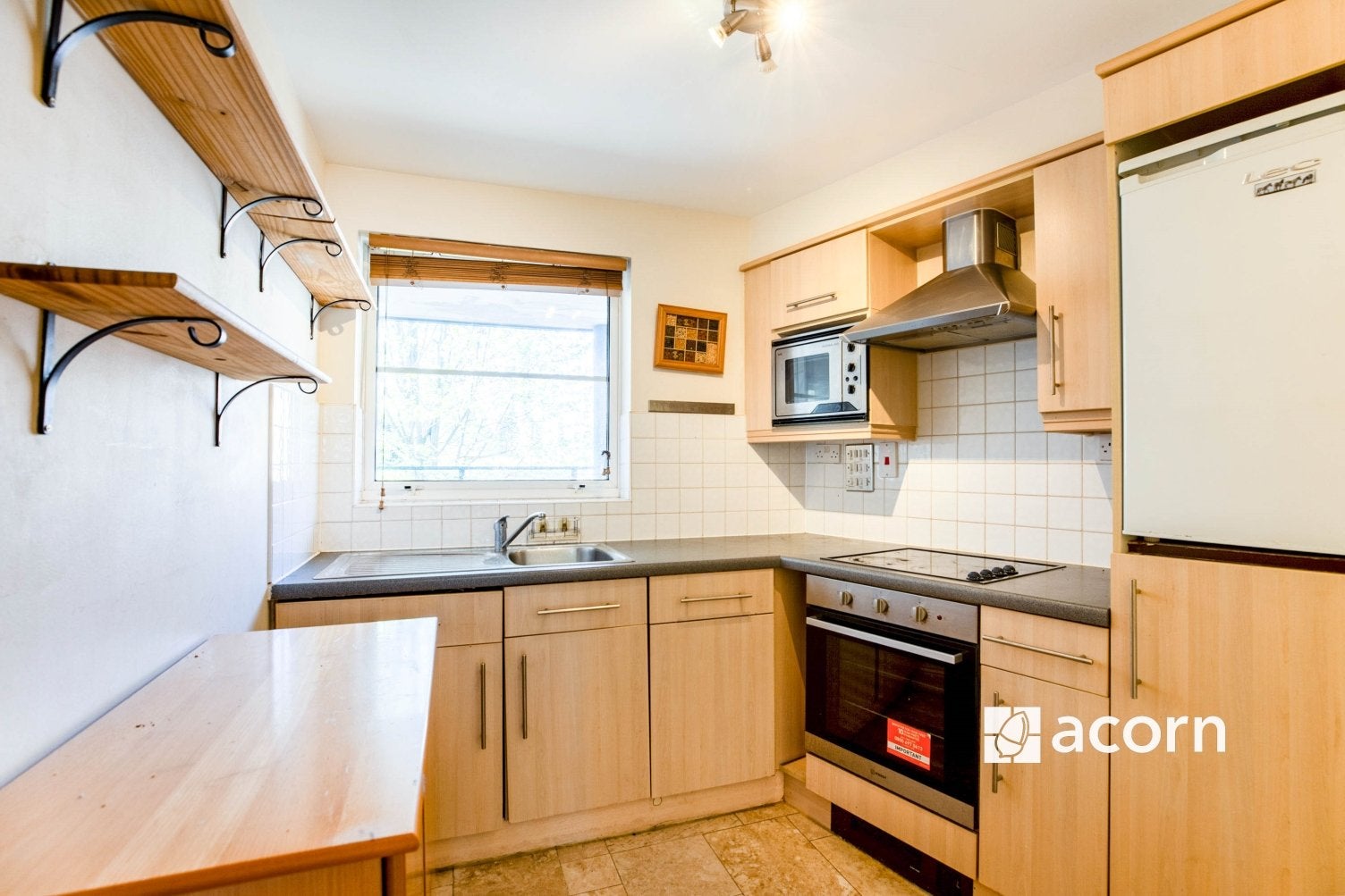 Flat Dunsterville Way in Greater London