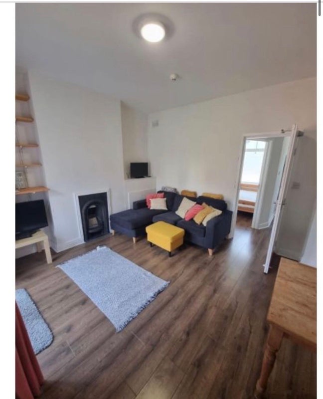 Room Rhymney Street in Cardiff