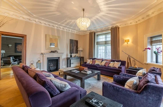 Flat Lower Sloane Street in Greater London