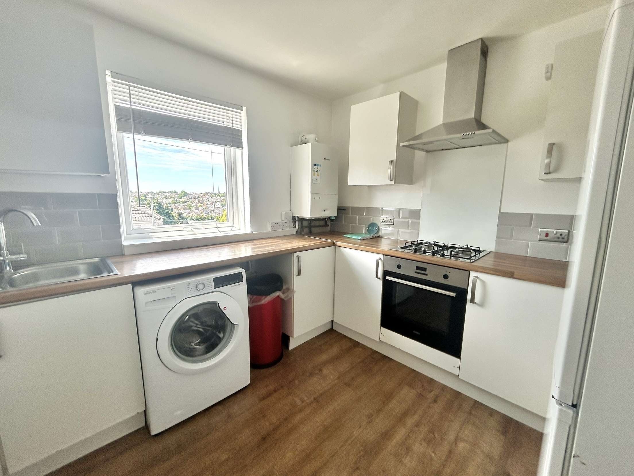 Flat Albert Road in Poole