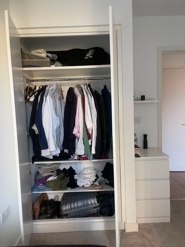 Room Schooner Road in Greater London
