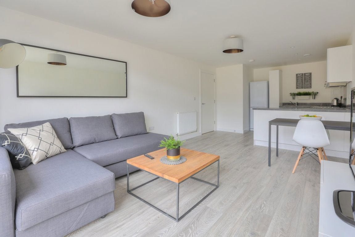 Flat Newsom Place in St Albans