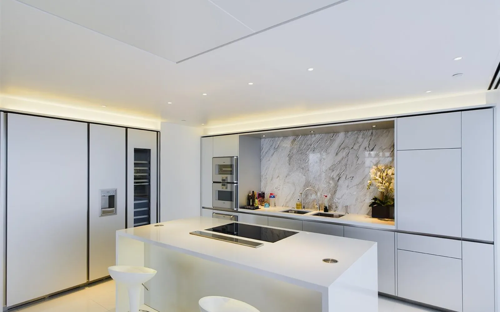 Flat Silk Street in City of London