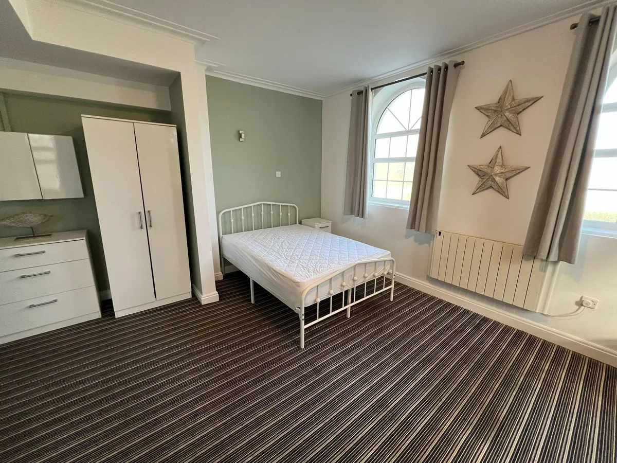 Room Lower Church Street in Widnes