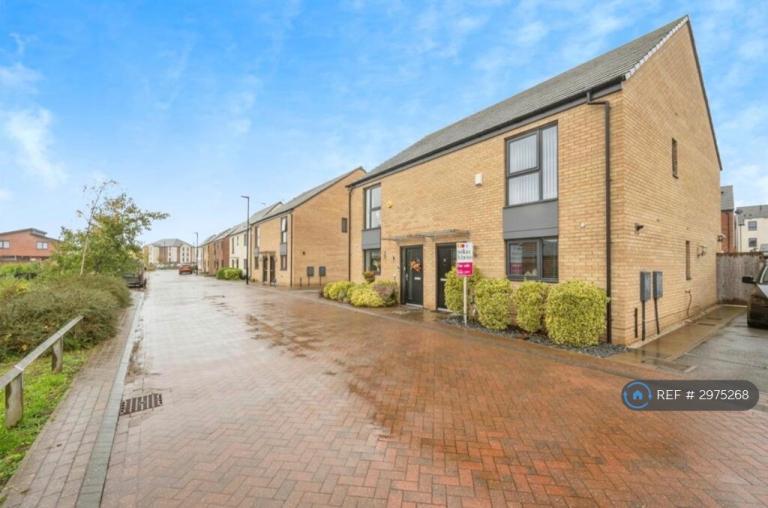 House Burgundy Road in Doncaster