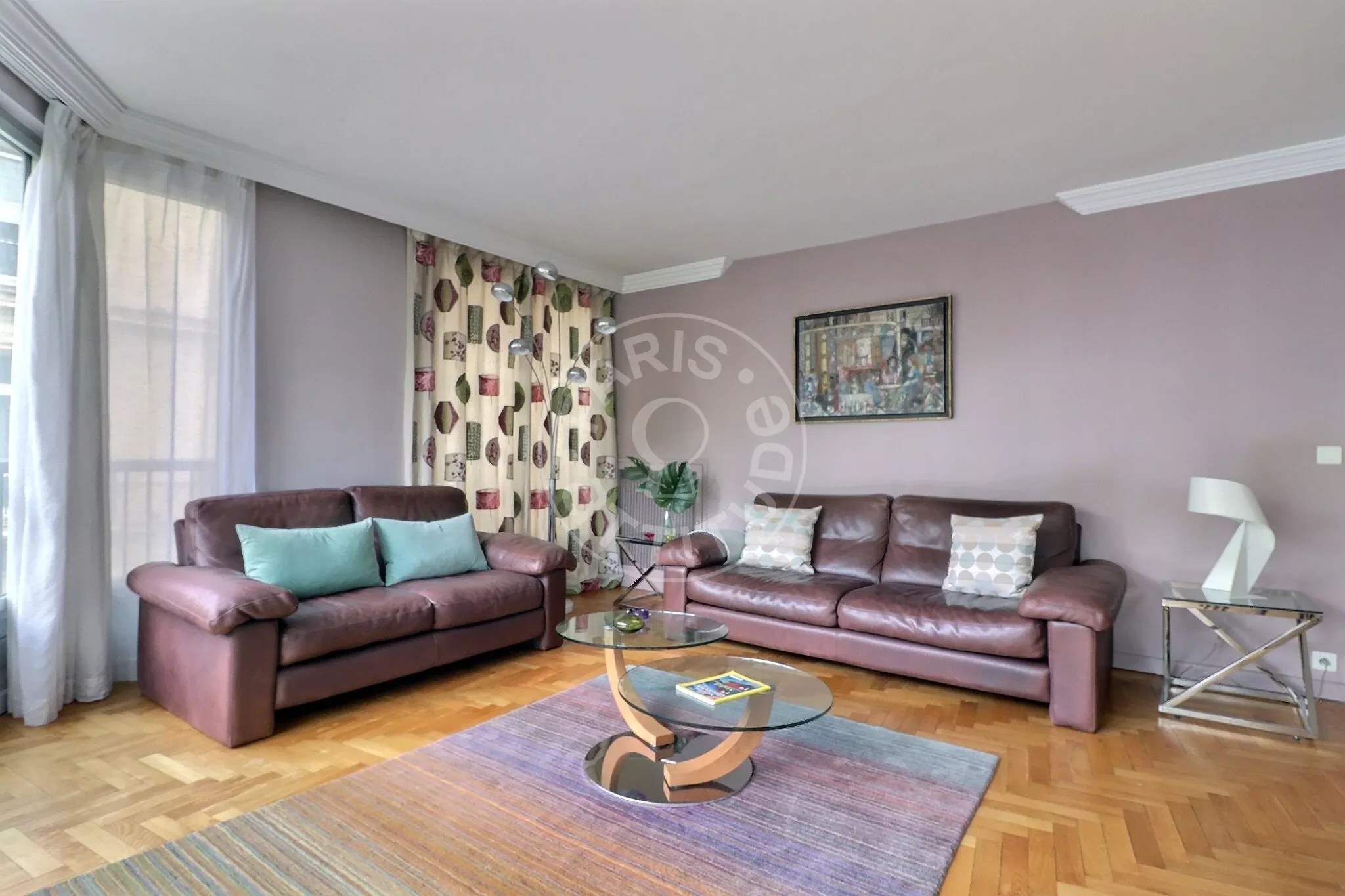 Appartement Rue Saint-Guillaume à Paris