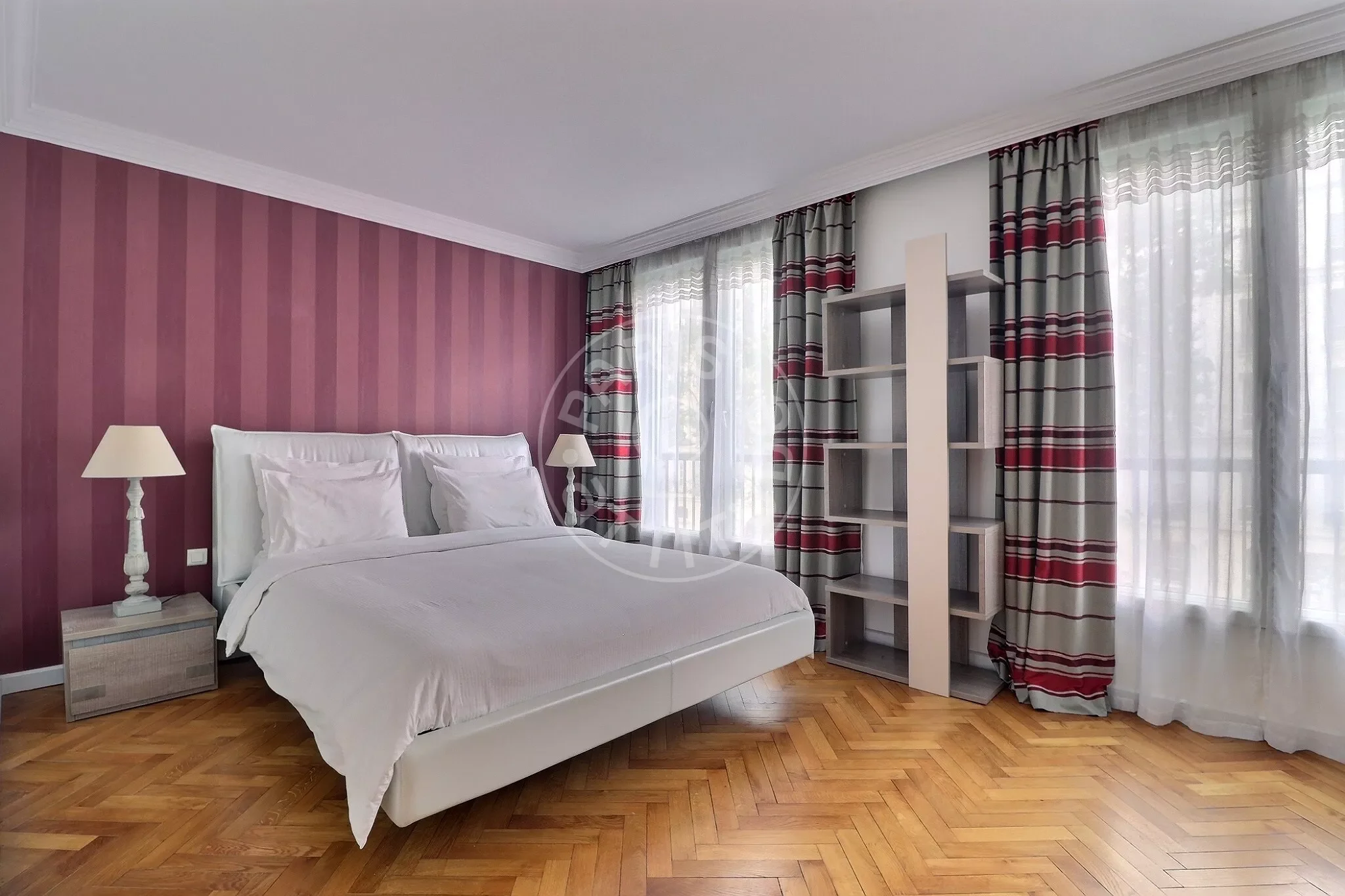 Appartement Rue Saint-Guillaume à Paris