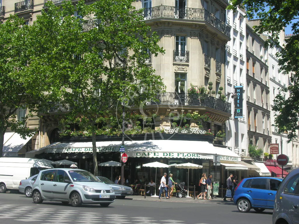 Appartement Rue Saint-Guillaume à Paris