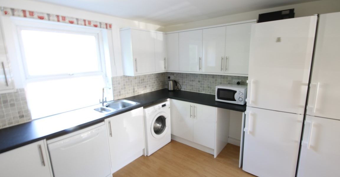 House Eltham Rise in Leeds