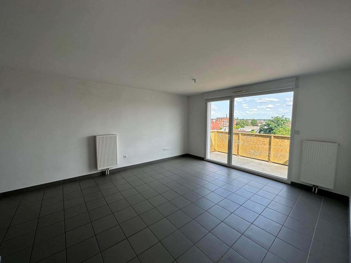 Flat Rue Eugène Varlin in Lille