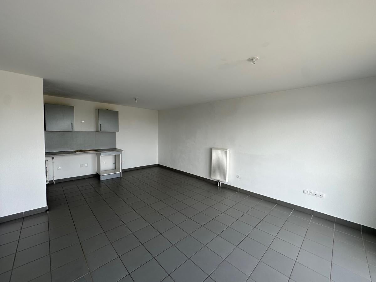 Flat Rue Eugène Varlin in Lille