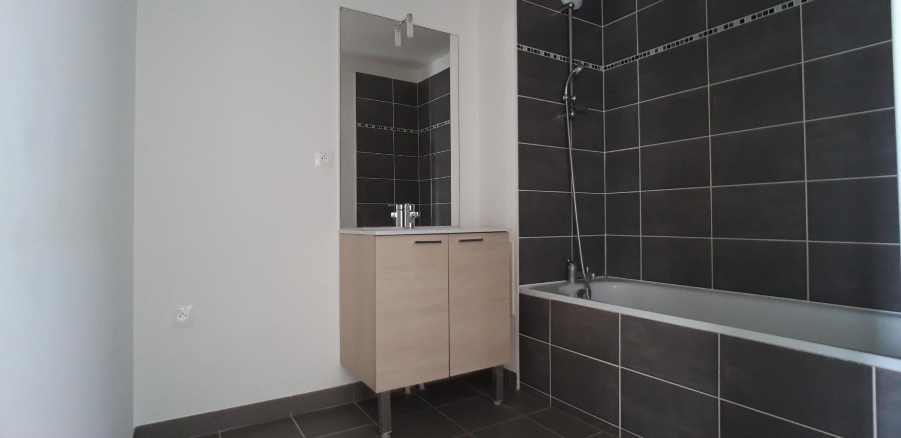 Flat Rue Eugène Varlin in Lille