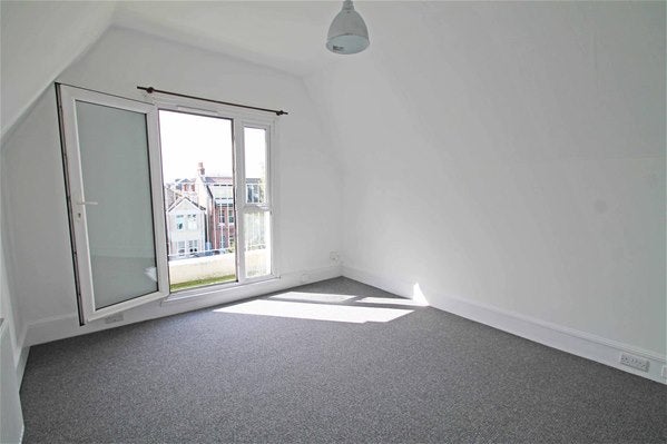 Flat New Church Road in Portslade by Sea