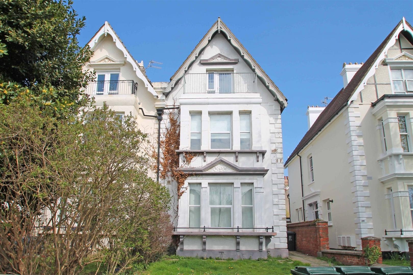 Flat New Church Road in Portslade by Sea