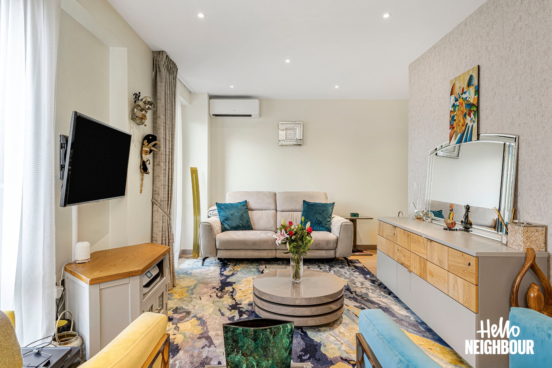 Flat Drapers Yard in Greater London