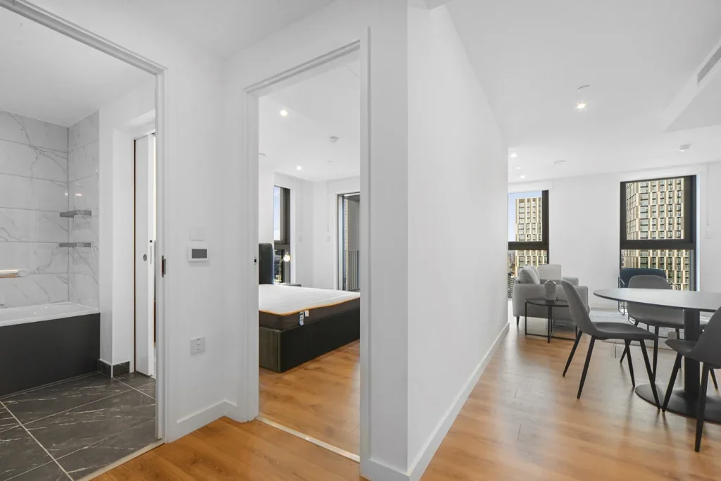 Flat Charter Street in Greater London