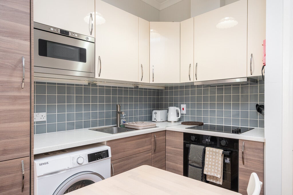 Flat Newcastle Place in City of Westminster