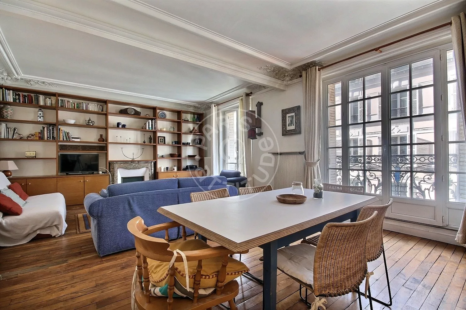 Flat Rue Daguerre in Paris