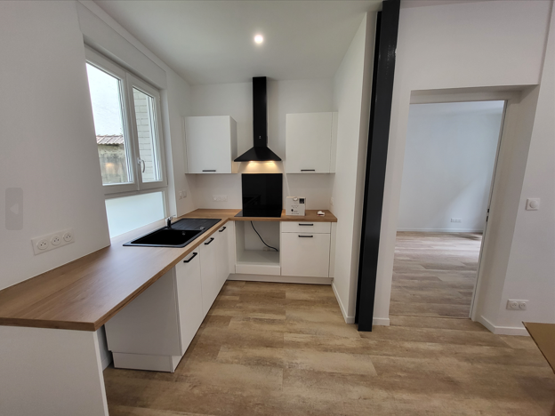 Flat Rue Henri Paris in Reims