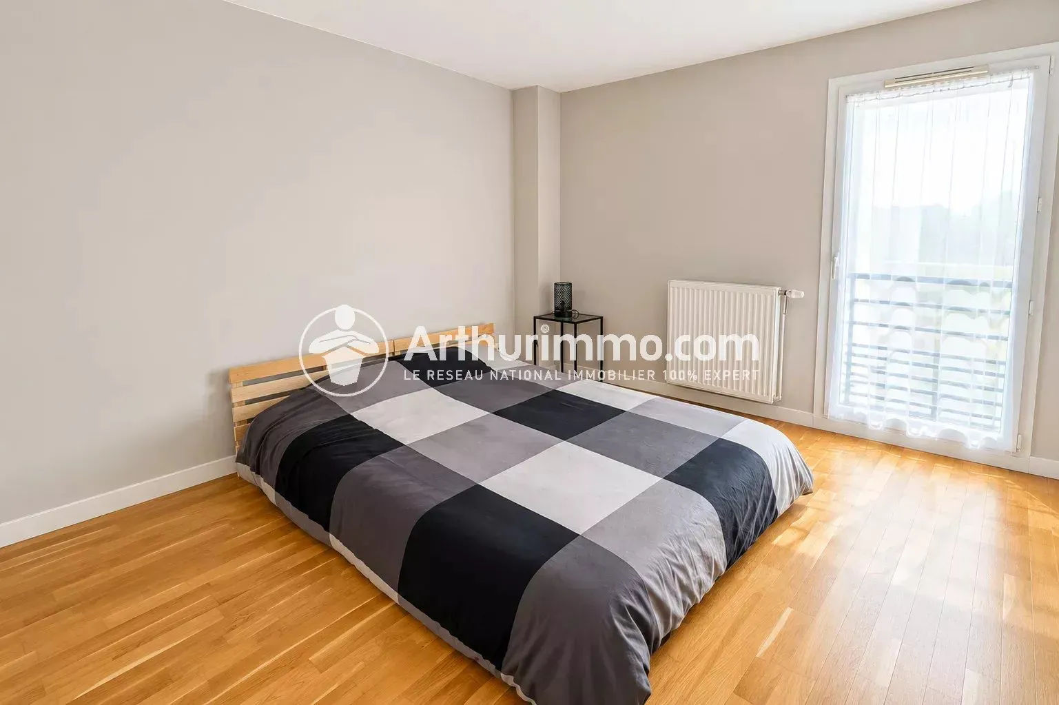 Appartement Avenue Paul Vaillant-Couturier à Paray-Vieille-Poste