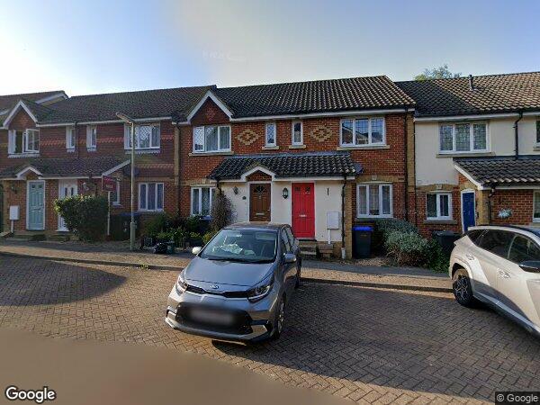 House Lorne Gardens in Woking