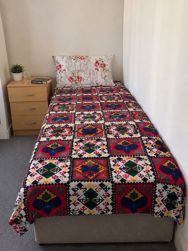 Room Browning Road in Greater London