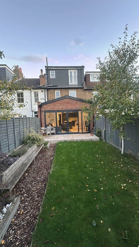 Room Worslade Road in Greater London