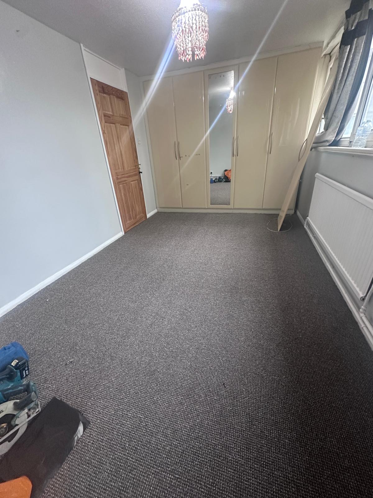 Flat Biscoe Close in Greater London