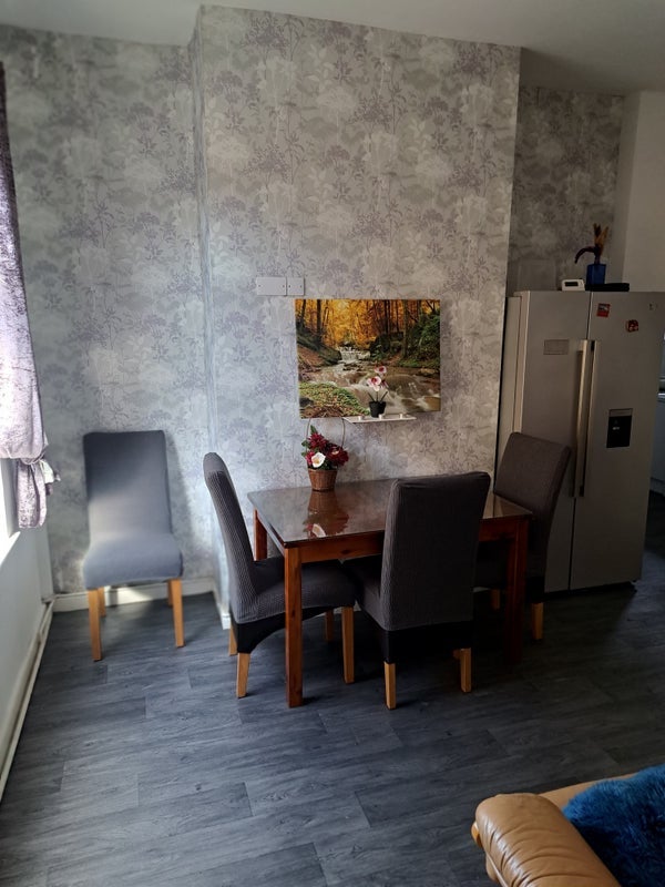 Room Weldbank Lane in Chorley