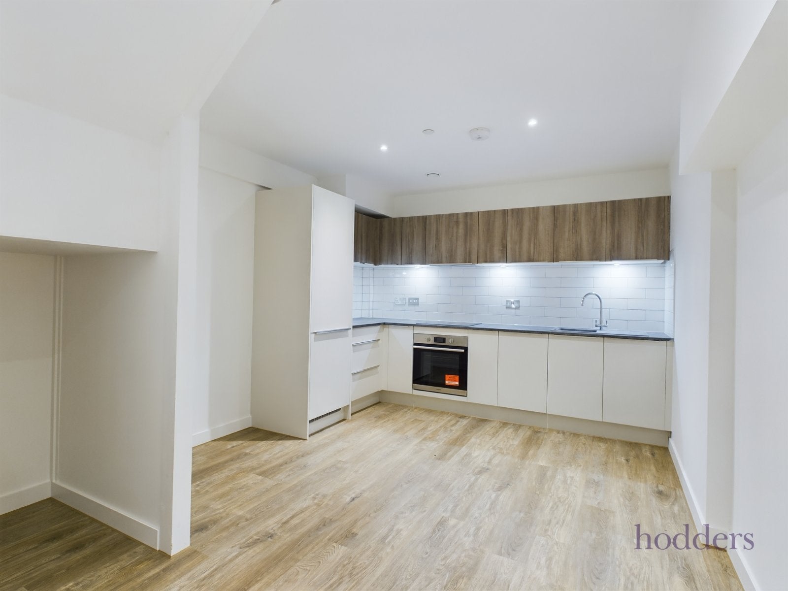 Flat London Road in Borough of Spelthorne